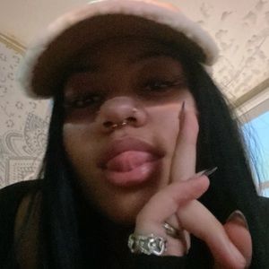 Meet your Posher, Lexy